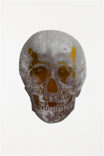 The Dead (Silver Gloss Oriental Gold Skull) by Damien Hirst