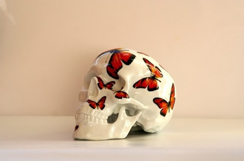 Skull Butterfly Porcelain (Red) by NooN