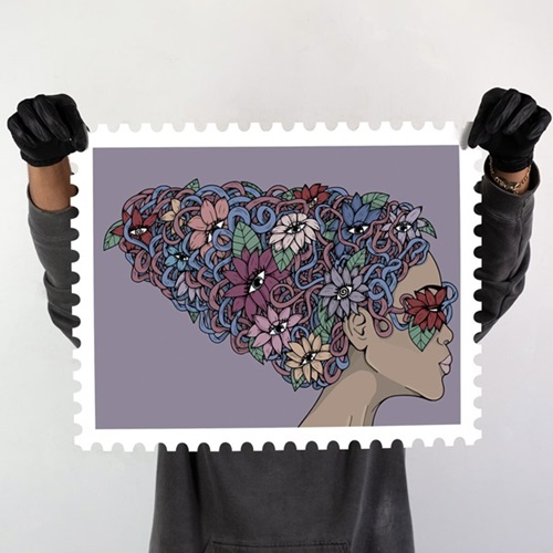 Flowerhead  by Distortedd