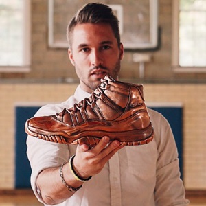 彫刻・オブジェ Nike AJ1 Matthew Senna \"STUDY 001\" マシュー・セナがエアジョーダン 1 のスカルプチャーを数量限定で発売