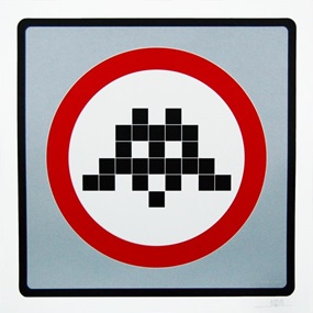 Warning Invader (Silver) by Space Invader