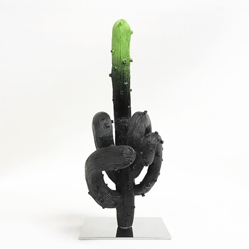 The Cacktus (Bronze) by Ludo