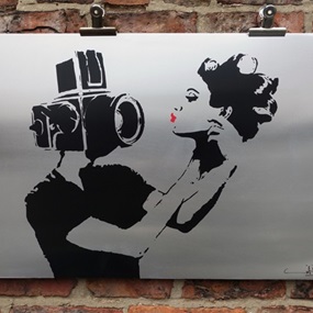 Selfie (Aluminium) by Nafir