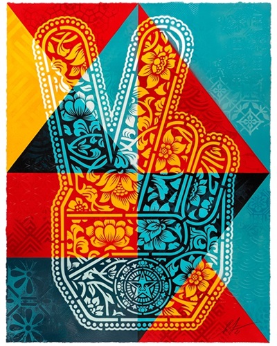 Peace Fingers VSE (Geometric) by Shepard Fairey | Ernesto Yerena