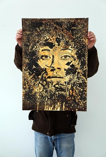 Entropy  by Vhils